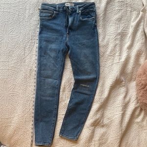 Zara mid-rise skinny jeans
